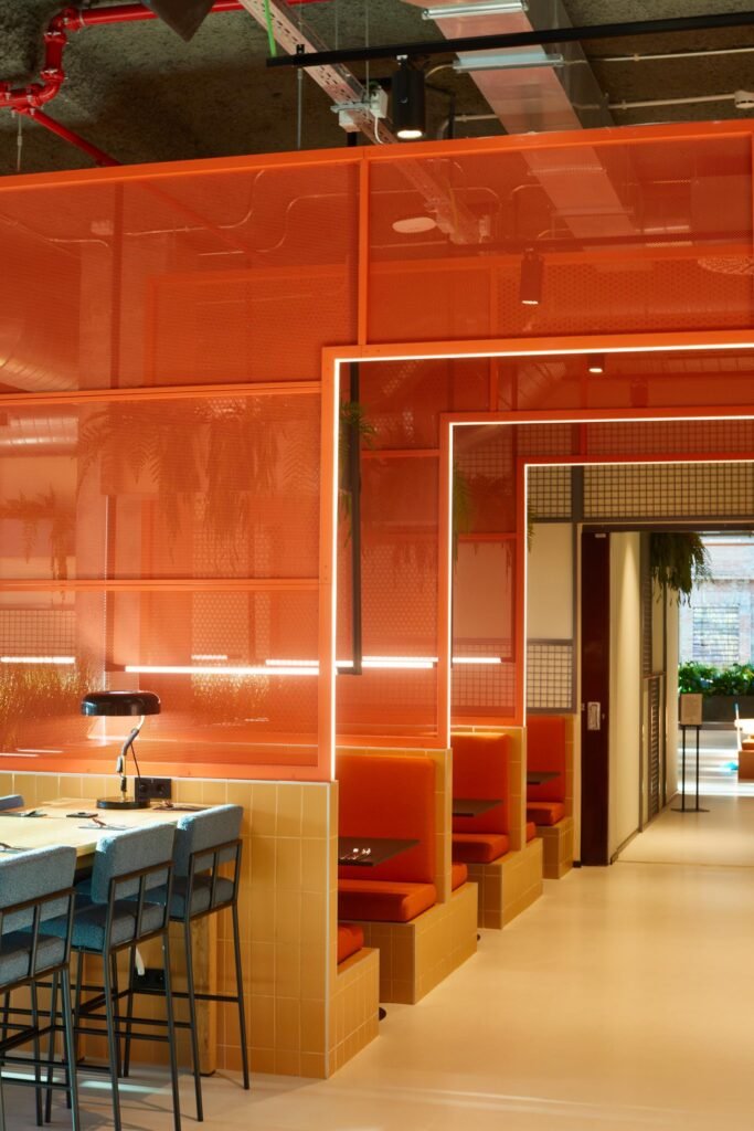 TheSocialHub_Barcelona_Details_Booths.jpg