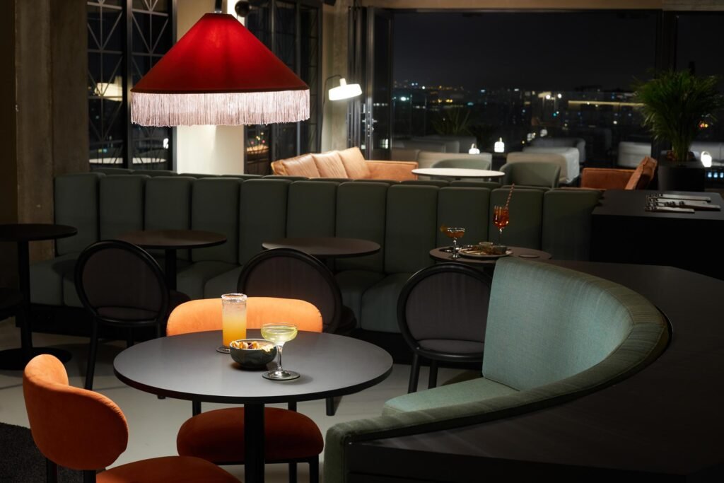 TheSocialHub_Barcelona_RooftopBar_Lounge_Evening.jpg